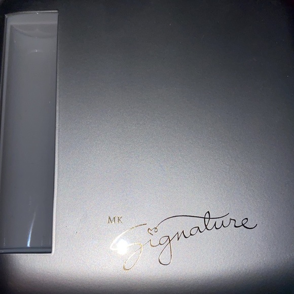 (Bundle of 3) GET 3 FOR PRICE OF 1!!!! Never before used MK custom compacts!! - Picture 2 of 4